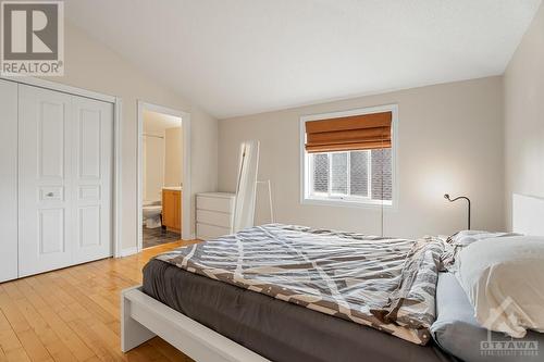 36 Edenvale Drive, Ottawa, ON - Indoor Photo Showing Bedroom