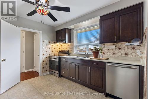 814 Tenth Avenue, Hamilton, ON - Indoor Photo Showing Kitchen With Double Sink