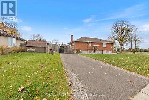 814 Tenth Avenue, Hamilton, ON - Outdoor