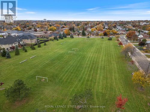 814 Tenth Avenue, Hamilton, ON - Outdoor With View