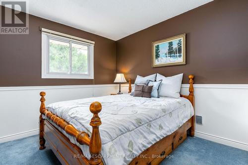 19 Isabel Drive, Brantford, ON - Indoor Photo Showing Bedroom