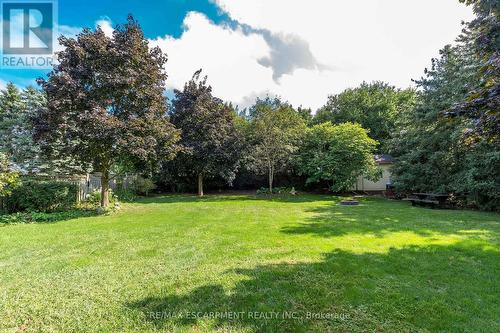 19 Isabel Drive, Brantford, ON - Outdoor