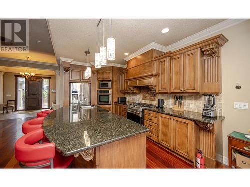 1953 Bayview Court, West Kelowna, BC - Indoor Photo Showing Kitchen