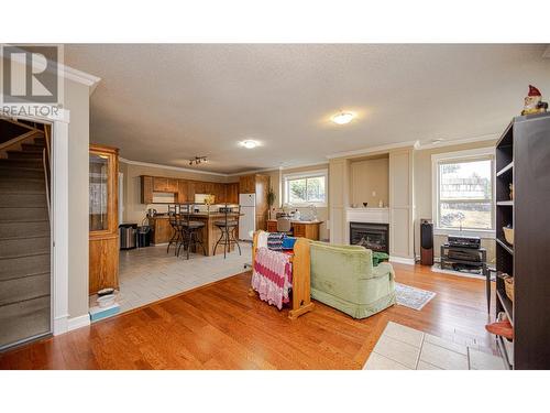 1953 Bayview Court, West Kelowna, BC - Indoor Photo Showing Living Room With Fireplace