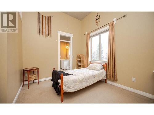 1953 Bayview Court, West Kelowna, BC - Indoor Photo Showing Bedroom