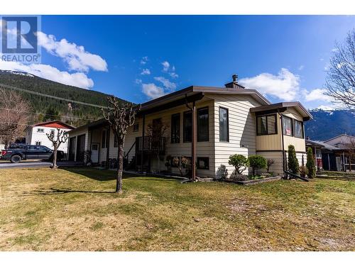 108 Ford Street, Revelstoke, BC - Outdoor