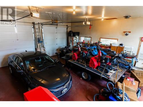 108 Ford Street, Revelstoke, BC - Indoor Photo Showing Garage