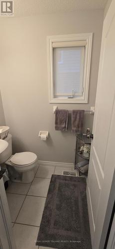 707 Guiness Way, London, ON - Indoor Photo Showing Bathroom