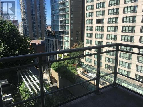 908 1205 Howe Street, Vancouver, BC - Outdoor With Balcony