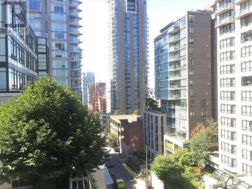 908 1205 Howe Street, Vancouver, BC - Outdoor With Balcony With Facade