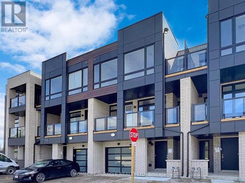 41 Kintall Way, Vaughan, ON - Outdoor With Balcony With Facade