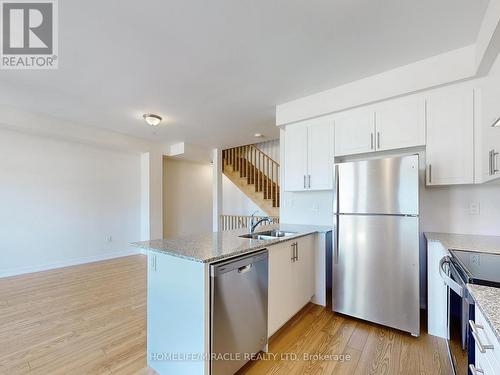 41 Kintall Way, Vaughan, ON - Indoor Photo Showing Kitchen With Stainless Steel Kitchen With Double Sink