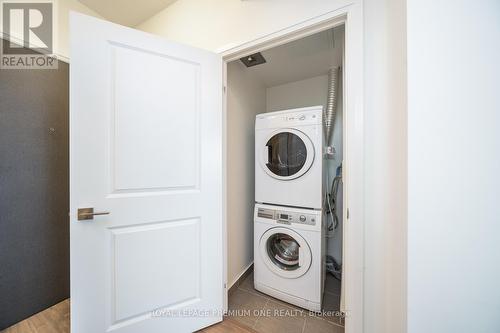 804 - 3600 Highway 7, Vaughan, ON - Indoor Photo Showing Laundry Room