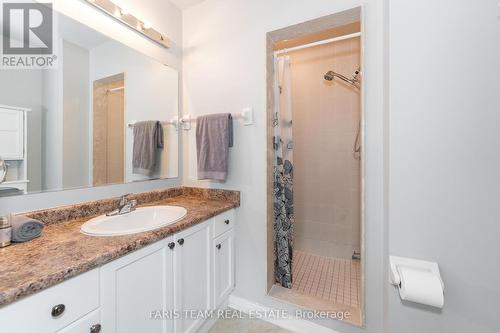 4 Callander Crescent, New Tecumseth, ON - Indoor Photo Showing Bathroom