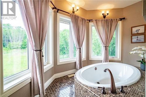 2600 Whitson Drive, Val Caron, ON - Indoor Photo Showing Bathroom