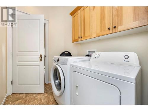 2067 Okanagan Street, Armstrong, BC - Indoor Photo Showing Laundry Room