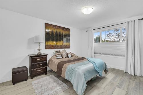 3493 Oak Crescent, West Kelowna, BC - Indoor Photo Showing Bedroom