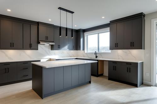 1675 Harbour View Crescent, West Kelowna, BC - Indoor Photo Showing Kitchen With Upgraded Kitchen