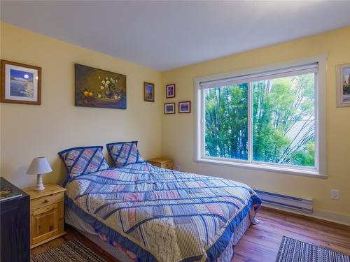 308-1750 Atkinson Street, Penticton, BC - Indoor Photo Showing Bedroom