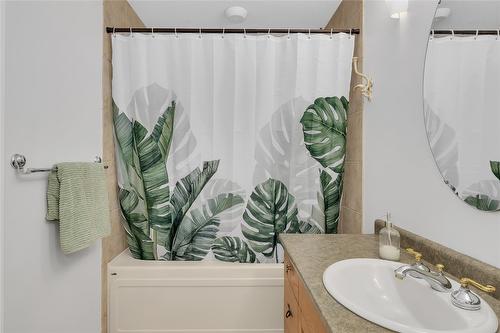 1686 Pritchard Drive, West Kelowna, BC - Indoor Photo Showing Bathroom