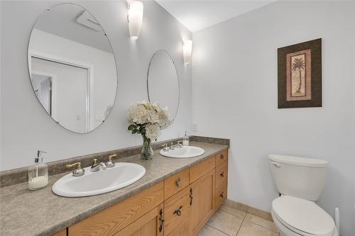 1686 Pritchard Drive, West Kelowna, BC - Indoor Photo Showing Bathroom