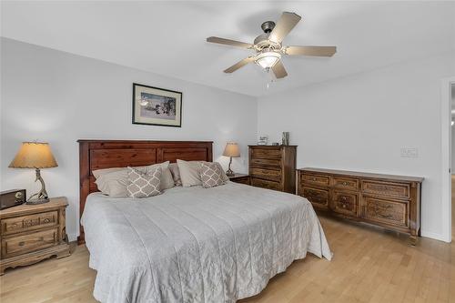 1686 Pritchard Drive, West Kelowna, BC - Indoor Photo Showing Bedroom