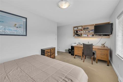 1686 Pritchard Drive, West Kelowna, BC - Indoor Photo Showing Bedroom