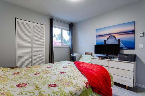 29-1471 Inkar Road, Kelowna, BC - Indoor Photo Showing Bedroom