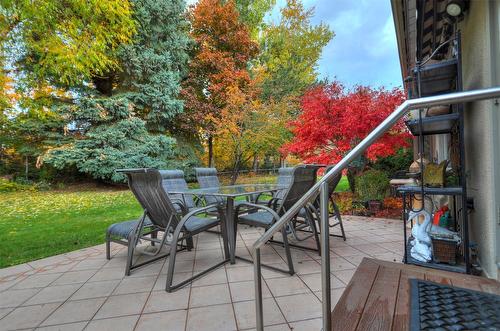 106-650 Lexington Drive, Kelowna, BC - Outdoor