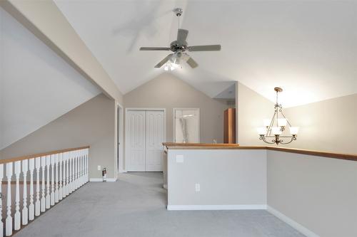 106-650 Lexington Drive, Kelowna, BC - Indoor Photo Showing Other Room