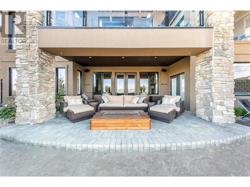 734 Kuipers Crescent, Kelowna, BC - Outdoor