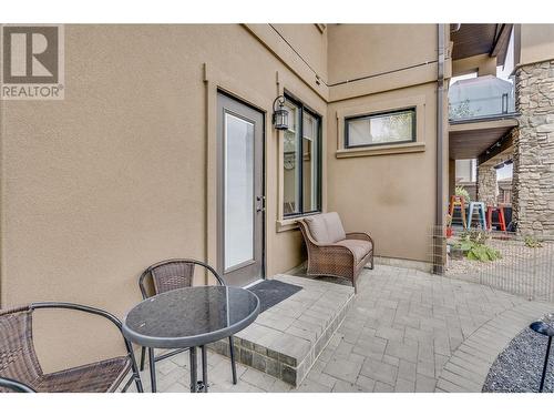 734 Kuipers Crescent, Kelowna, BC - Outdoor With Exterior