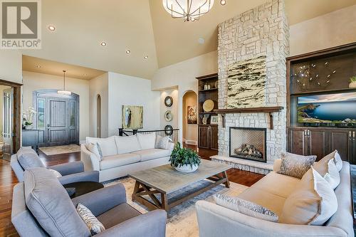 734 Kuipers Crescent, Kelowna, BC - Indoor Photo Showing Living Room With Fireplace