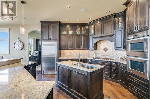 734 Kuipers Crescent, Kelowna, BC - Indoor Photo Showing Kitchen With Double Sink With Upgraded Kitchen