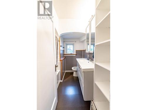 1237 Columbia Avenue, Trail, BC - Indoor