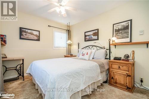 1336 Tiny Beaches Road N, Tiny, ON - Indoor Photo Showing Bedroom