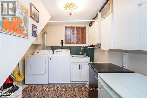 1336 Tiny Beaches Road N, Tiny, ON - Indoor Photo Showing Laundry Room