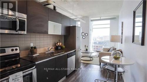 812 - 150 Sudbury Street, Toronto, ON - Indoor Photo Showing Kitchen With Upgraded Kitchen