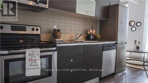 812 - 150 Sudbury Street, Toronto, ON - Indoor Photo Showing Kitchen