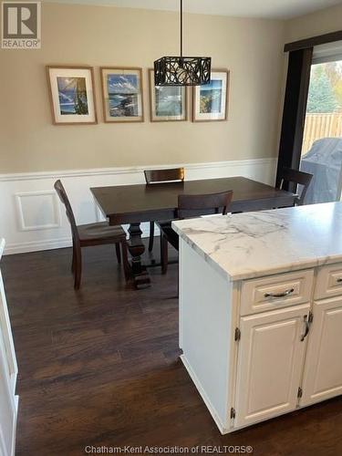 47 Windsor Drive, Chatham, ON - Indoor Photo Showing Dining Room