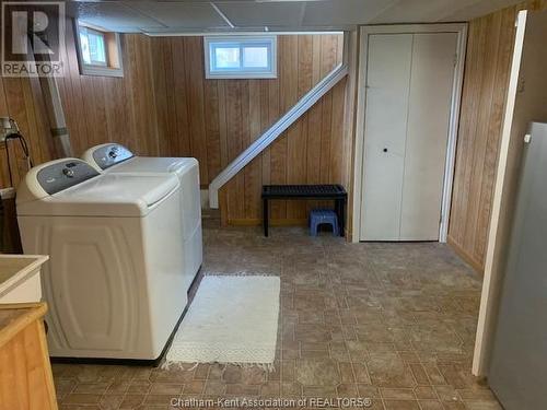 47 Windsor Drive, Chatham, ON - Indoor Photo Showing Laundry Room