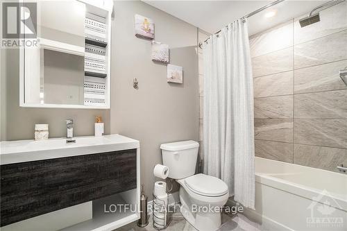 170 Preston Street Unit#301, Ottawa, ON - Indoor Photo Showing Bathroom