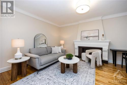 612 Bank Street Unit#5, Ottawa, ON - Indoor Photo Showing Living Room With Fireplace