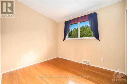 Bedroom #1 - 5 Deerlane Avenue, Ottawa, ON - Indoor Photo Showing Other Room