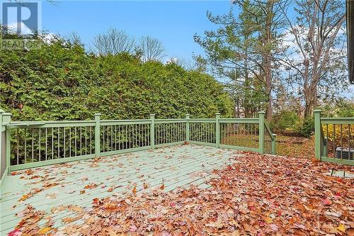 Back deck - 5 Deerlane Avenue, Ottawa, ON - Outdoor With Deck Patio Veranda