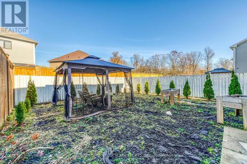 7993 Hackberry Trail, Niagara Falls, ON - Outdoor