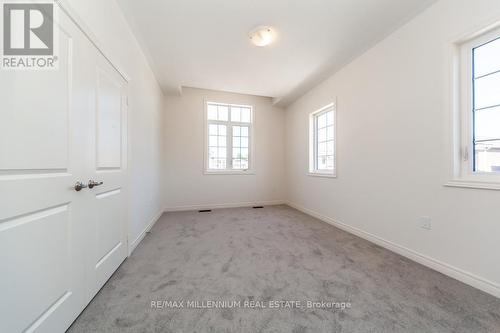 25 Lidstone Street, Cambridge, ON - Indoor Photo Showing Other Room