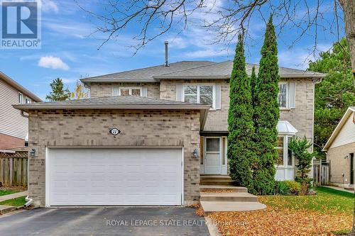 11 Willowtree Court, Hamilton, ON - Outdoor