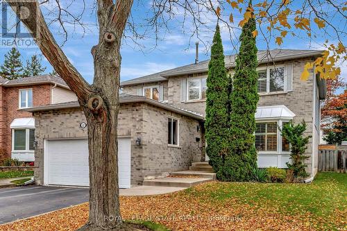 11 Willowtree Court, Hamilton, ON - Outdoor With Facade