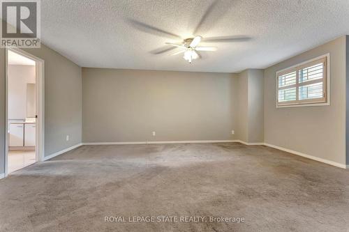 11 Willowtree Court, Hamilton, ON - Indoor Photo Showing Other Room